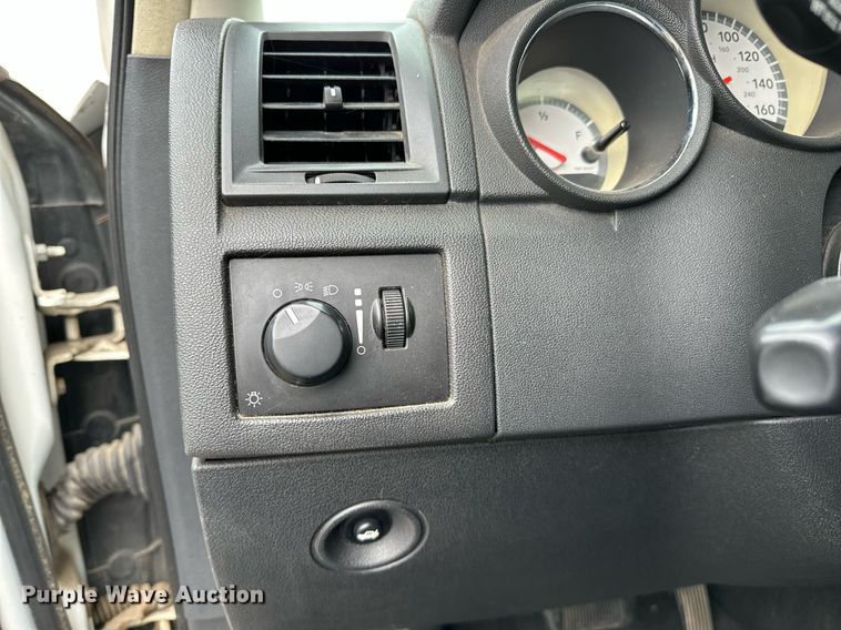 image for item NQ9302 2009 Dodge Charger