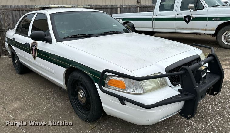 image for item NQ9303 2007 Ford Crown Victoria Police Interceptor