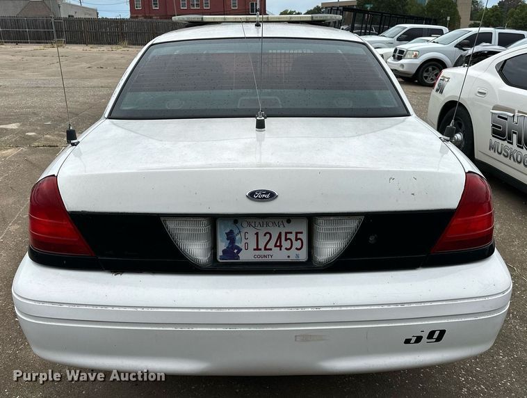 image for item NQ9303 2007 Ford Crown Victoria Police Interceptor