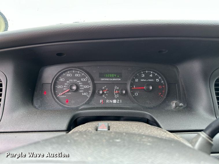 image for item NQ9303 2007 Ford Crown Victoria Police Interceptor