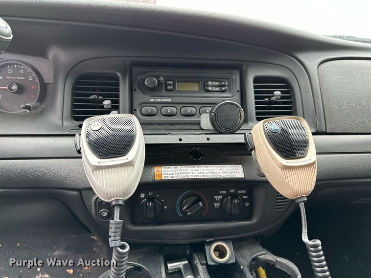 image for item NQ9303 2007 Ford Crown Victoria Police Interceptor