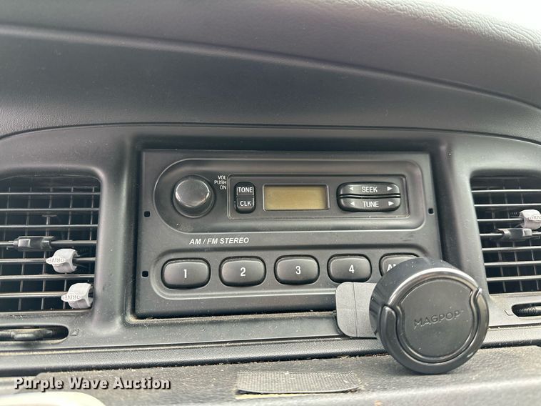 image for item NQ9303 2007 Ford Crown Victoria Police Interceptor