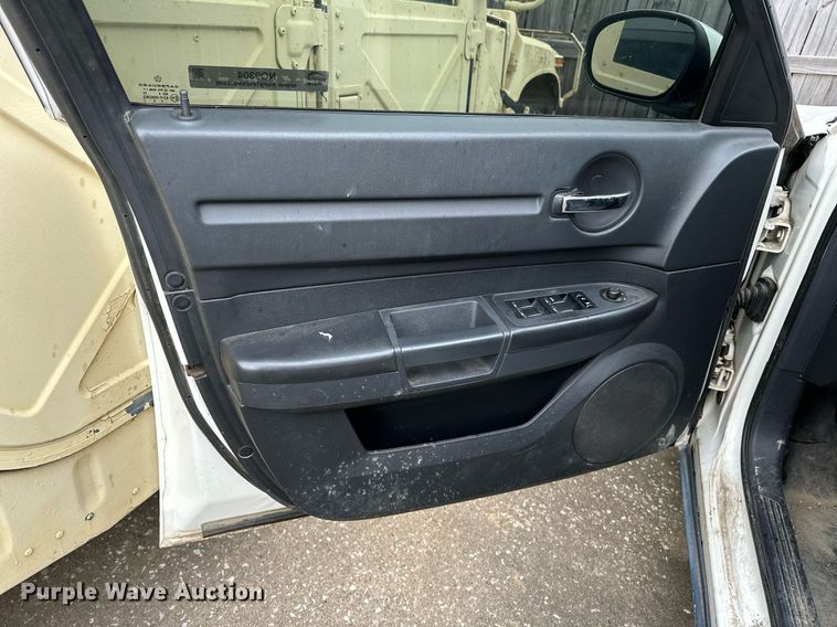 image for item NQ9304 2009 Dodge Charger