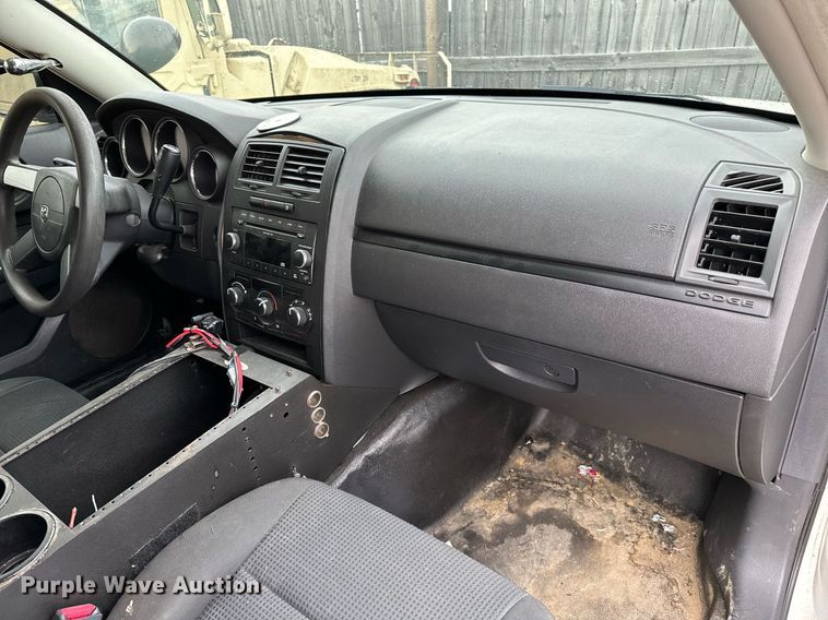 image for item NQ9304 2009 Dodge Charger