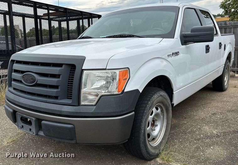 image for item NQ9305 2010 Ford F150  SuperCrew pickup truck