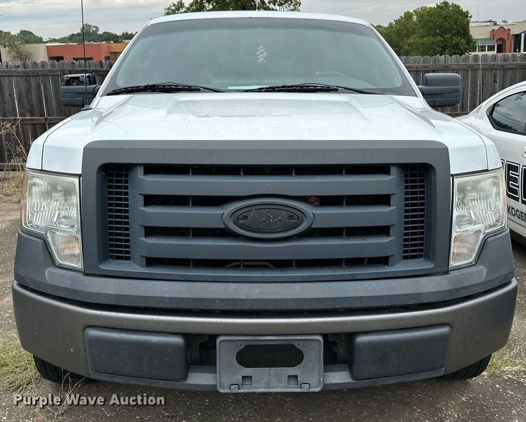 image for item NQ9305 2010 Ford F150  SuperCrew pickup truck