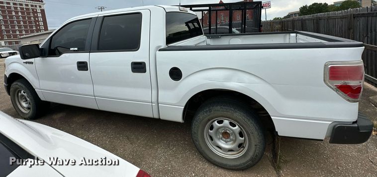 image for item NQ9305 2010 Ford F150  SuperCrew pickup truck