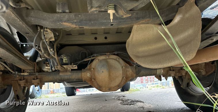 image for item NQ9305 2010 Ford F150  SuperCrew pickup truck