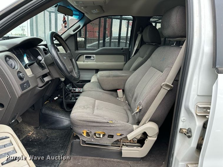 image for item NQ9305 2010 Ford F150  SuperCrew pickup truck