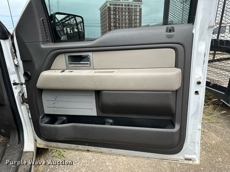 image for item NQ9305 2010 Ford F150  SuperCrew pickup truck