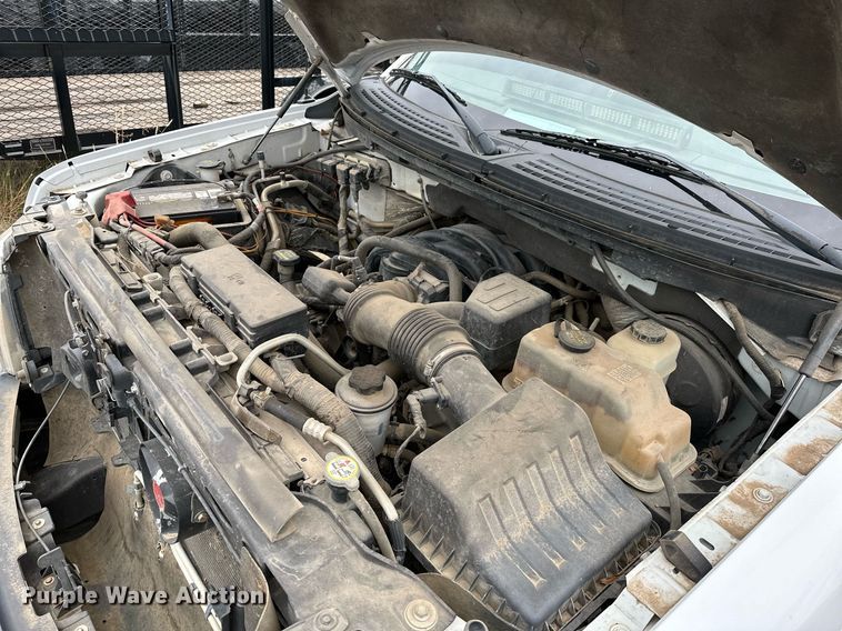 image for item NQ9305 2010 Ford F150  SuperCrew pickup truck