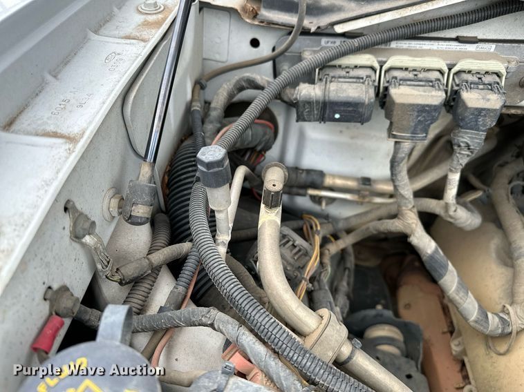 image for item NQ9305 2010 Ford F150  SuperCrew pickup truck