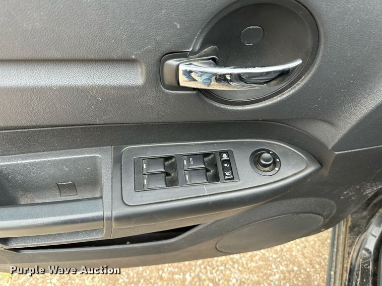 image for item NQ9306 2009 Dodge Charger