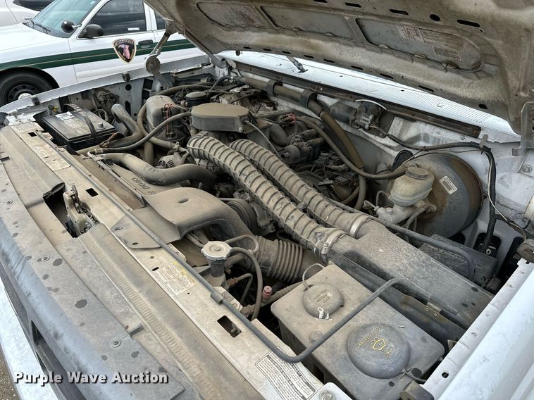 image for item NQ9307 1997 Ford F350  Crew Cab pickup truck