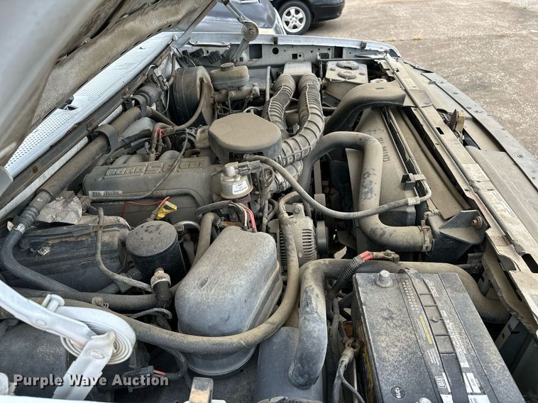 image for item NQ9307 1997 Ford F350  Crew Cab pickup truck