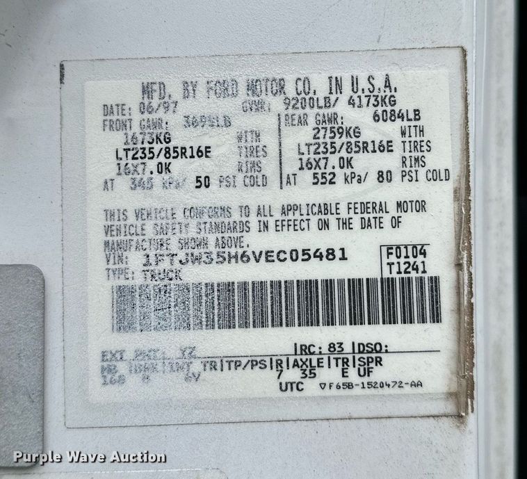 image for item NQ9307 1997 Ford F350  Crew Cab pickup truck