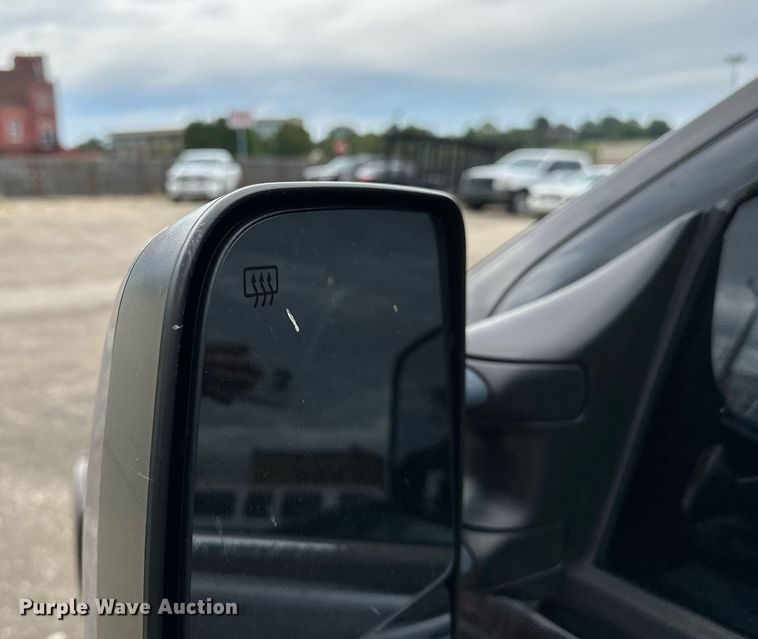 image for item NQ9308 2005 Nissan Titan