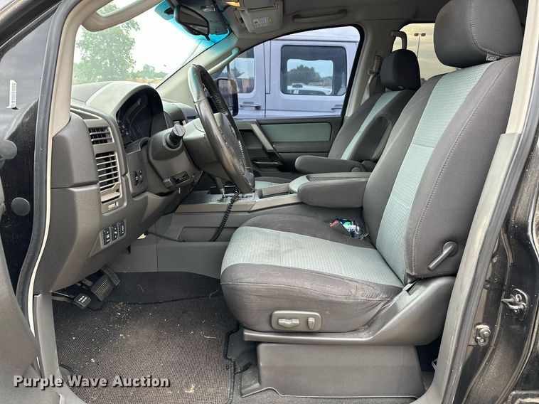 image for item NQ9308 2005 Nissan Titan