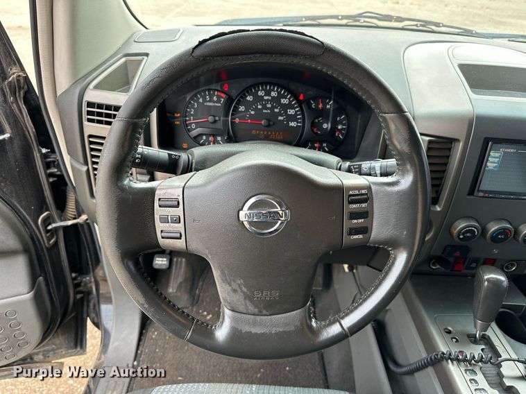 image for item NQ9308 2005 Nissan Titan