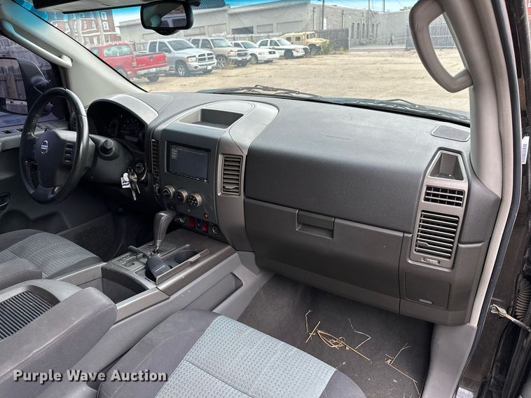 image for item NQ9308 2005 Nissan Titan