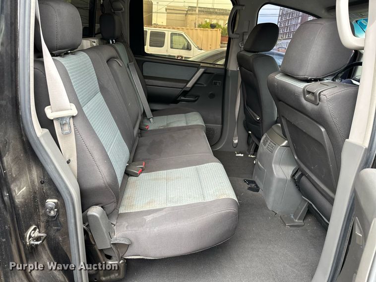 image for item NQ9308 2005 Nissan Titan