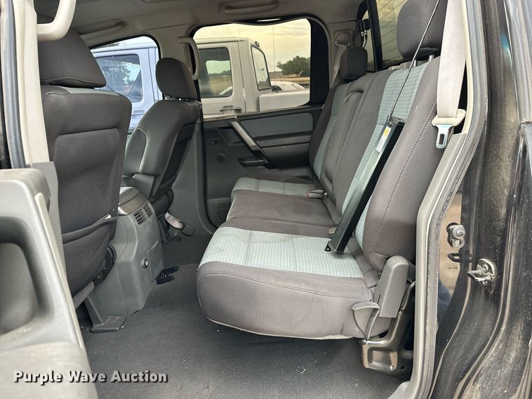 image for item NQ9308 2005 Nissan Titan