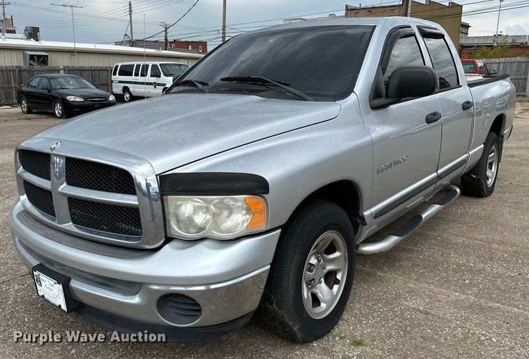 image for item NQ9309 2004 Dodge Ram 1500  Quad Cab pickup truck