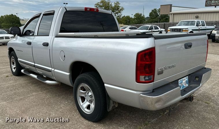 image for item NQ9309 2004 Dodge Ram 1500  Quad Cab pickup truck