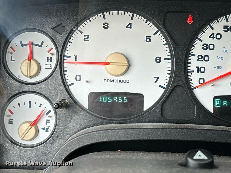 image for item NQ9309 2004 Dodge Ram 1500  Quad Cab pickup truck