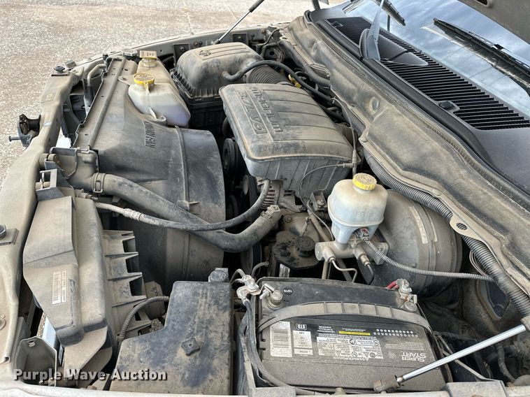 image for item NQ9309 2004 Dodge Ram 1500  Quad Cab pickup truck