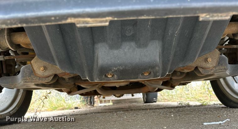 image for item NQ9310 2005 GMC Sierra 1500  Crew Cab pickup truck