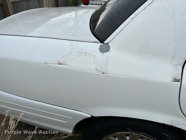 image for item NQ9311 2004 Ford Crown Victoria Police Interceptor