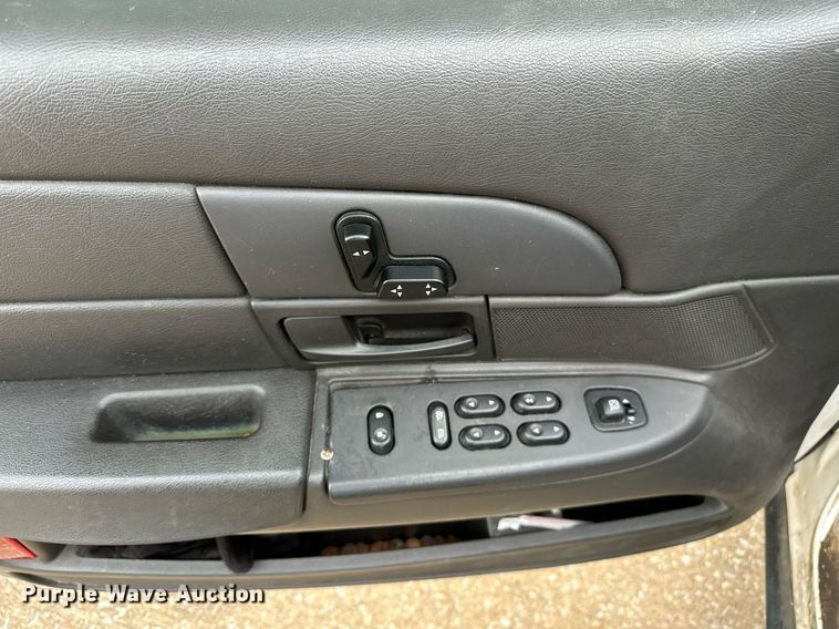 image for item NQ9311 2004 Ford Crown Victoria Police Interceptor