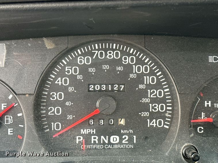 image for item NQ9311 2004 Ford Crown Victoria Police Interceptor