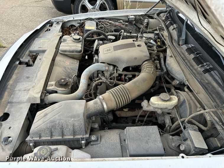 image for item NQ9311 2004 Ford Crown Victoria Police Interceptor