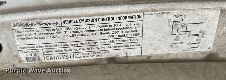 image for item NQ9311 2004 Ford Crown Victoria Police Interceptor