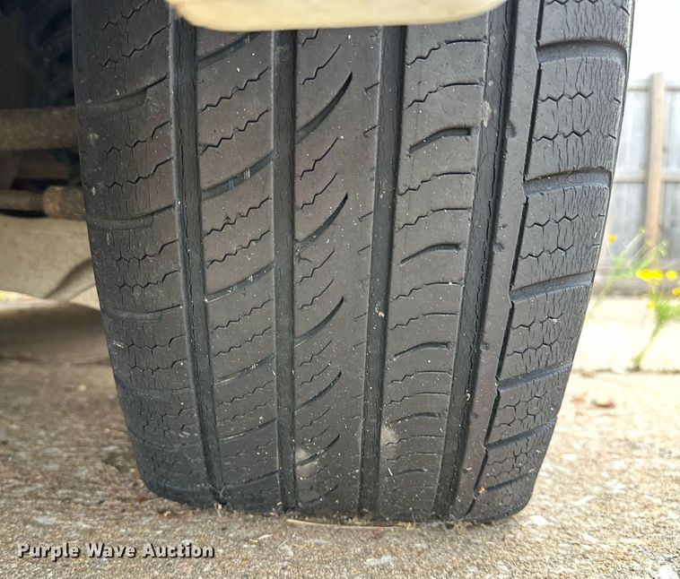 image for item NQ9311 2004 Ford Crown Victoria Police Interceptor