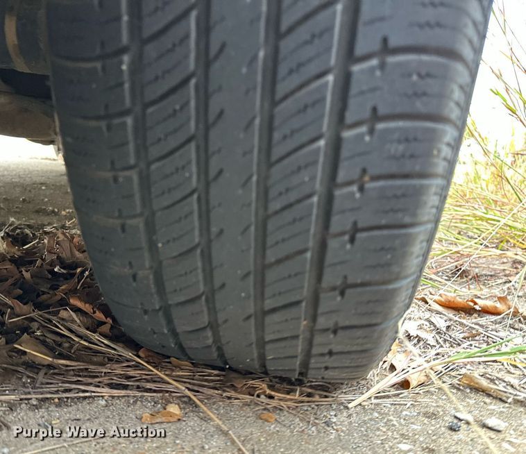 image for item NQ9311 2004 Ford Crown Victoria Police Interceptor