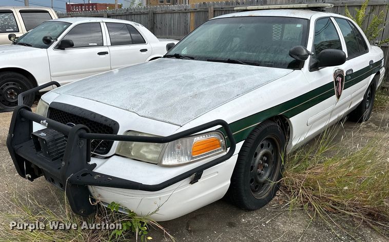image for item NQ9312 2007 Ford Crown Victoria Police Interceptor