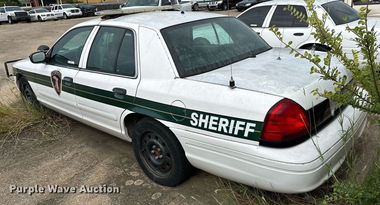 image for item NQ9312 2007 Ford Crown Victoria Police Interceptor