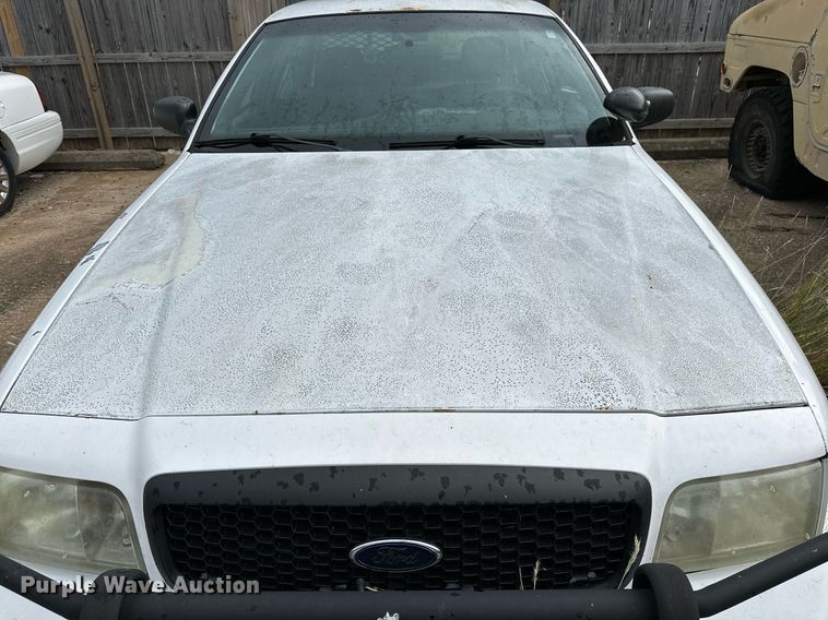 image for item NQ9312 2007 Ford Crown Victoria Police Interceptor