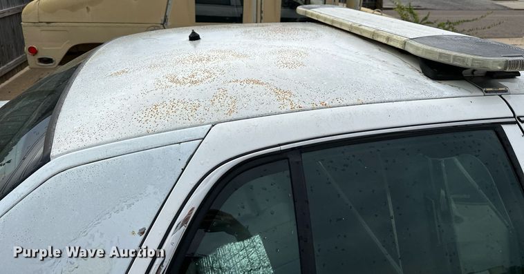 image for item NQ9312 2007 Ford Crown Victoria Police Interceptor