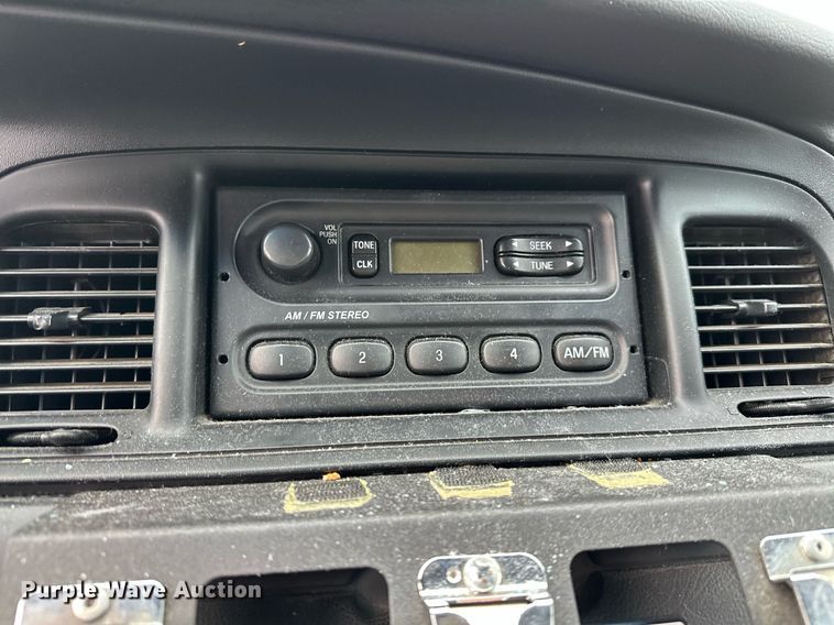 image for item NQ9312 2007 Ford Crown Victoria Police Interceptor