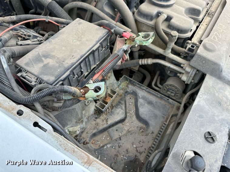 image for item NQ9312 2007 Ford Crown Victoria Police Interceptor