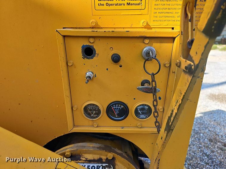 image for item NT9978 1986 Asplundh Brush Bandit  wood chipper