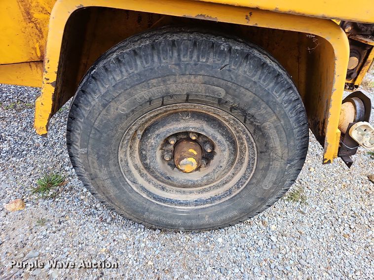 image for item NT9978 1986 Asplundh Brush Bandit  wood chipper