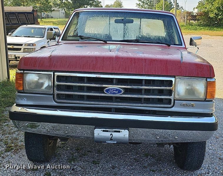 image for item NT9980 1991 Ford F250  pickup truck