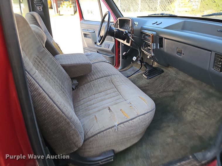 image for item NT9980 1991 Ford F250  pickup truck