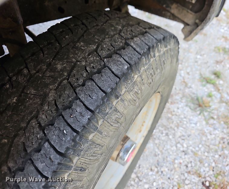 image for item NT9980 1991 Ford F250  pickup truck