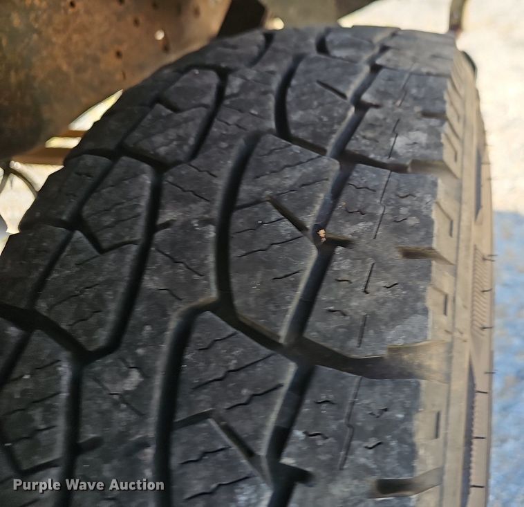 image for item NT9980 1991 Ford F250  pickup truck